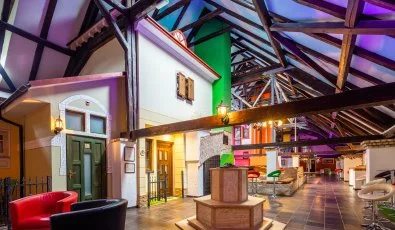 Hotel Vcsecity Herndvcse