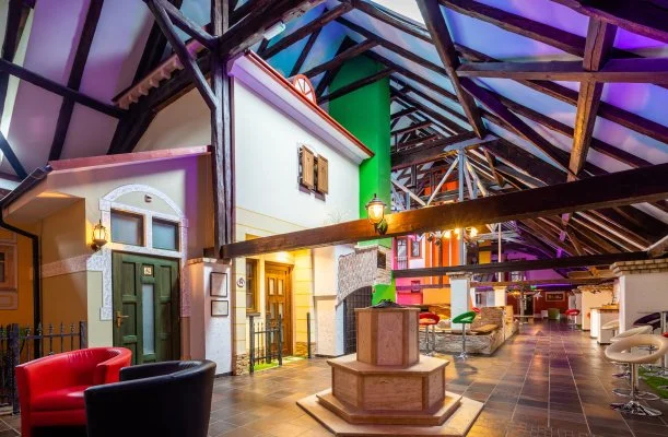 Hotel Vcsecity Herndvcse