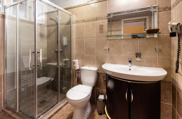 Hotel Vcsecity Herndvcse