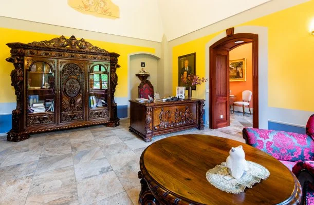 Hotel Vcsecity Herndvcse