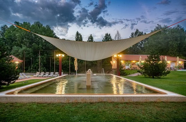 Term�l Hotel Vesta T�pi�szecs�