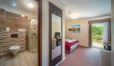 Term�l Hotel Vesta T�pi�szecs�