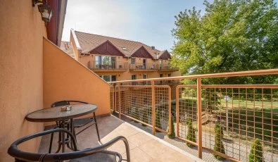 Term�l Hotel Vesta T�pi�szecs�