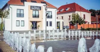 Napi �rak f�lpanzi�s ell�t�ssal (1 �jt�l)