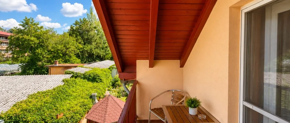 Hotel Vikt�ria S�rv�r