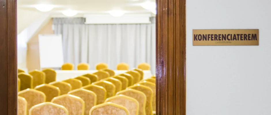 Hotel Vinum Wellness s Konferencia Hotel Kiskrs