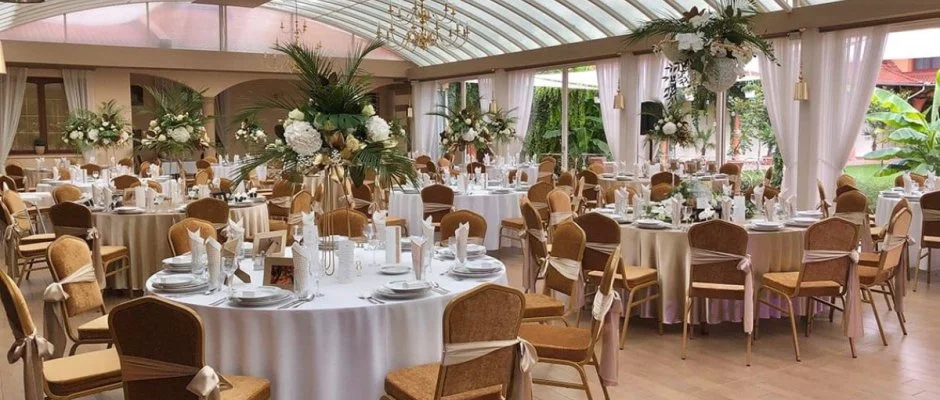 Hotel Vinum Wellness s Konferencia Hotel Kiskrs