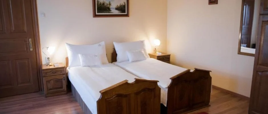 Hotel Vinum Wellness s Konferencia Hotel Kiskrs