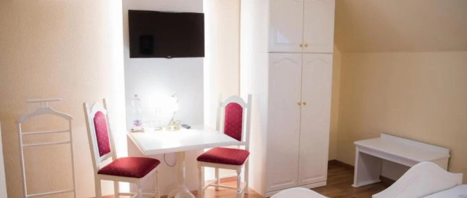 Hotel Vinum Wellness s Konferencia Hotel Kiskrs