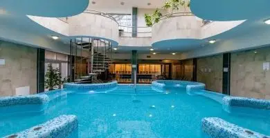 Kikapcsolódás (min. 2 éj)