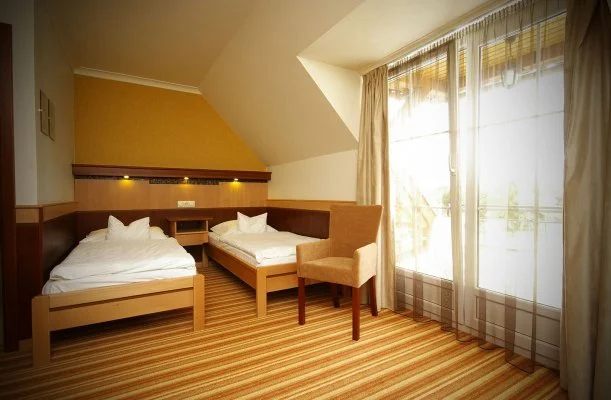 Hotel Xavin Hark�ny