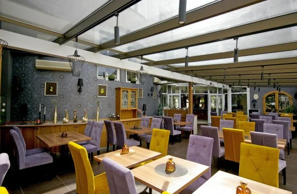 Hotel Xavin Hark�ny