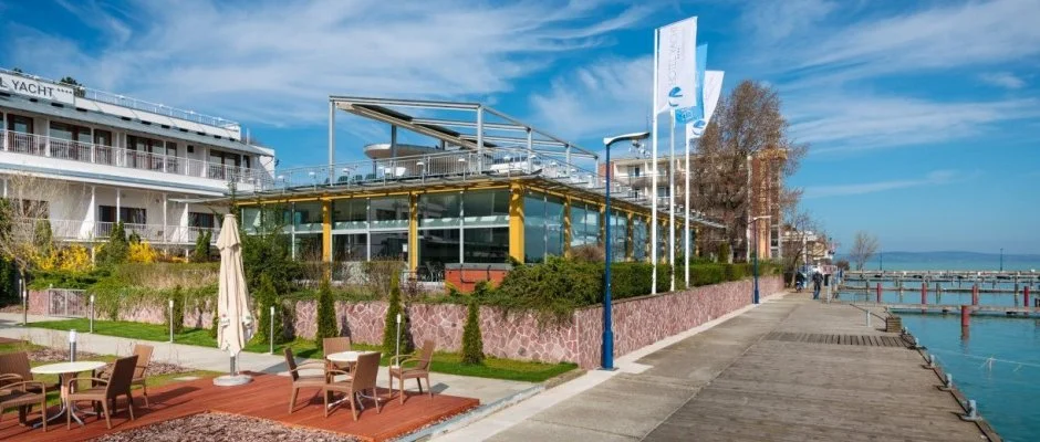 Hotel Yacht Wellness & Business Sifok