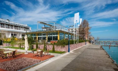 Hotel Yacht Wellness & Business Siófok - Szobaár előrefizetési kedvezménnyel, félpanzióval