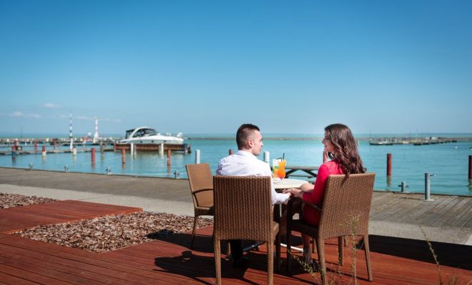 Hotel Yacht Wellness & Business Siófok