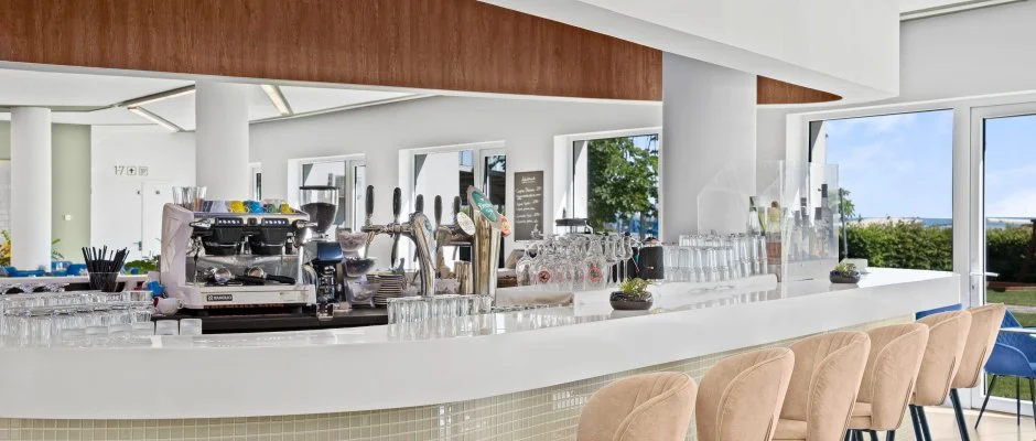 Hotel Yacht Wellness & Business Si�fok