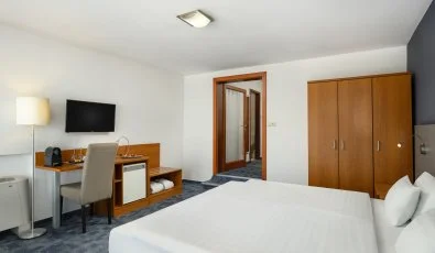 Hotel Yacht Wellness & Business Si�fok
