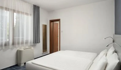 Hotel Yacht Wellness & Business Si�fok