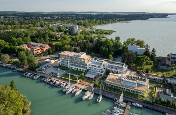 Hotel Yacht Wellness & Business Siófok Hotel Yacht Wellness & Business Siófok