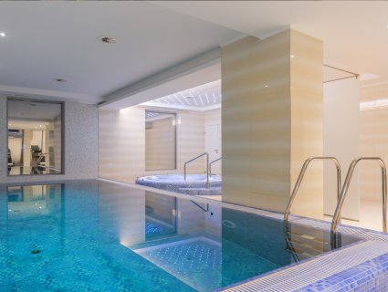 Outlet Hotel Polgr
