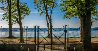 Augusztus 20. (min. 2 éj)