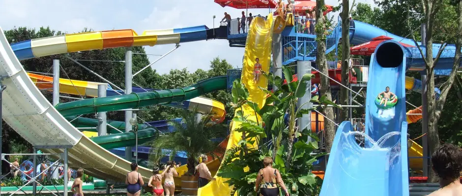 Harkányi Strandfürdõ- csúszdapark - a Ametiszt Hotel ajánlásával