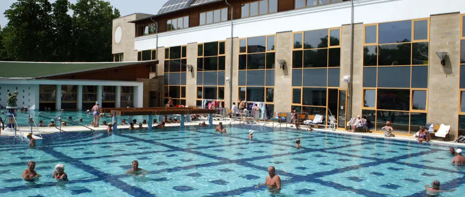 Harkányi Gyógyfürdõ - a Ametiszt Hotel ajánlásával
