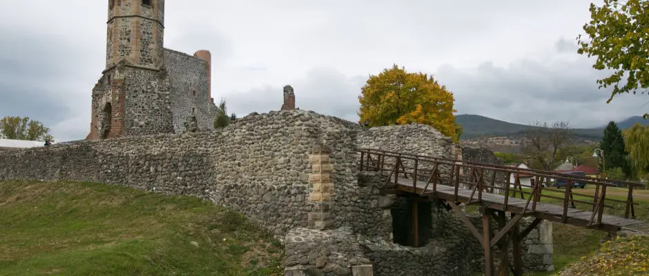 Kisnnai vr - a Borka Panzi ajnlsval