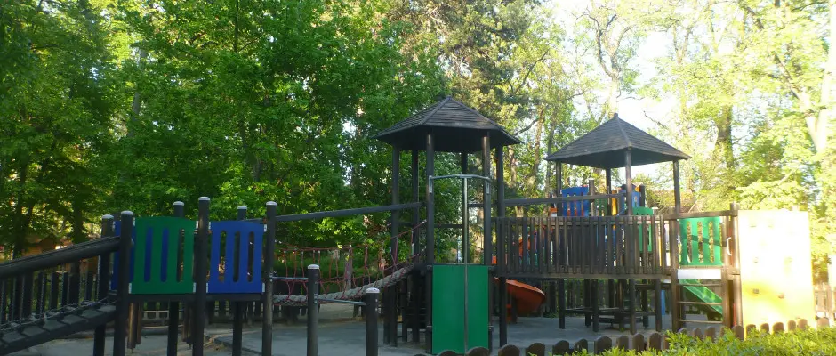 1. jtsztr a Jkai Parkban, a sszllodtl 50 mterre - a CE Napfny Hotel ajnlsval