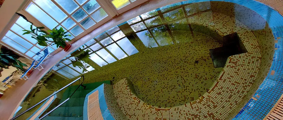 gygymedence - a Cegldfrd Apartmanpark s Kemping ajnlsval