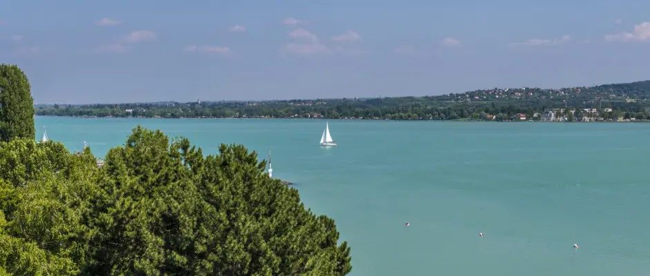 Balaton - a Club Tihany Hotel ajnlsval