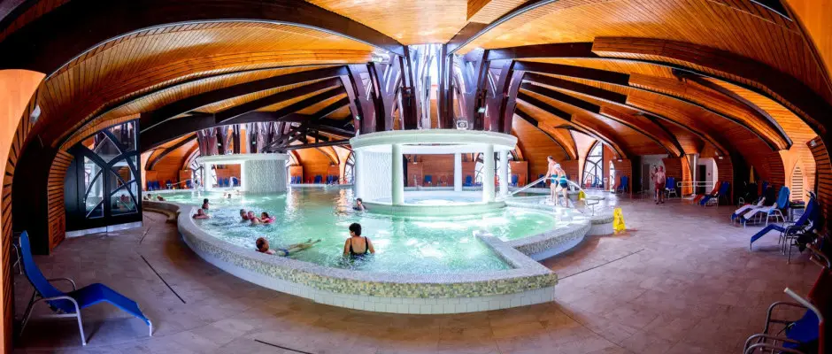 Zalakarosi Frd - Gygycentrum - a Mese Panzi ajnlsval