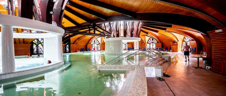 Zalakarosi Frd - Gygycentrum - a Mese Panzi ajnlsval