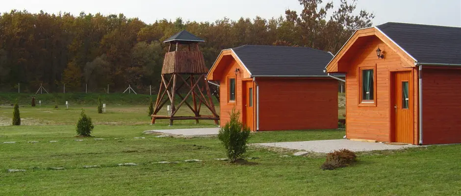 Szabadid kzpontunk- 4fs fahzakkal - a Gosztola Gyngye Hotel ajnlsval