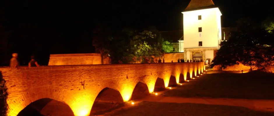 A Ndasdy Vr jel - a HoldLux Apartmanok ajnlsval