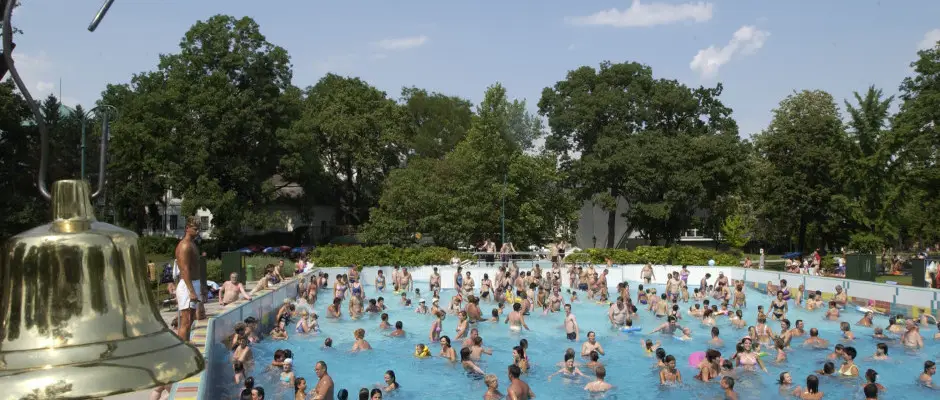 Gyulai Vrfrd - Hullm medence - a Hunguest Hotel Gyula ajnlsval