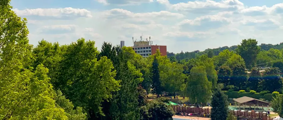 Hotelnk tvolbl - a Hotel Freya ajnlsval