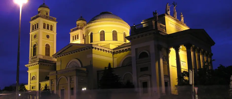 Bazilika este - a Hotel Korona Wellness ajnlsval