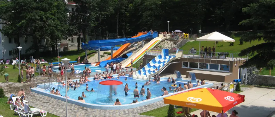 Vrosi fedett uszoda s strand - a Hotel Lvr ajnlsval