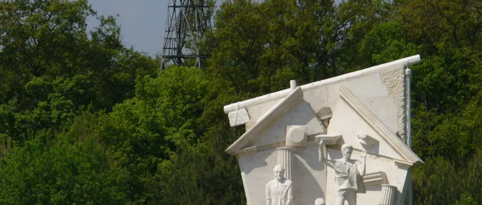 Pneurpai Piknik Emlkpark - a Hotel Lvr ajnlsval