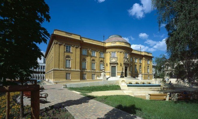 Déri Múzeum - a Hotel Lycium ajánlásával