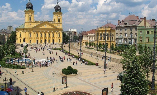 Debrecen főtér - a Hotel Lycium ajánlásával