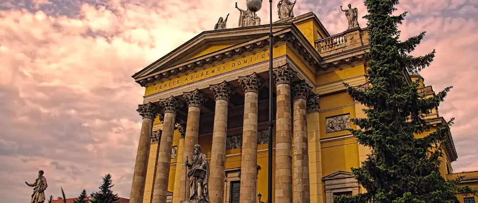 Bazilika - a Park Hotel Minaret ajnlsval