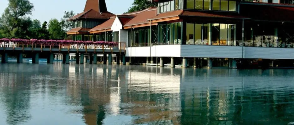 Hvz Tfrd - a Palace Hotel ajnlsval