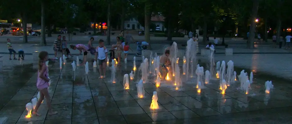 A vilgt szkkt :) - a Hotel Golden Lake Resort ajnlsval