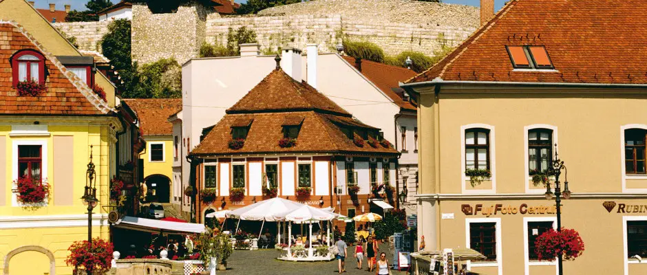 Eger- Dob tr - a Hotel Villa Vlgy ajnlsval