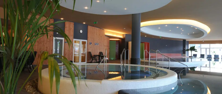 Napfnyfrd Aquapolis - Csendes wellness - a Hotel Forrs Szeged ajnlsval
