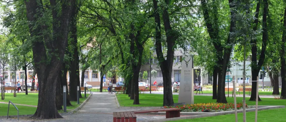V�rosk�zpont - a Hotel Imperial Gy�gysz�ll� aj�nl�s�val