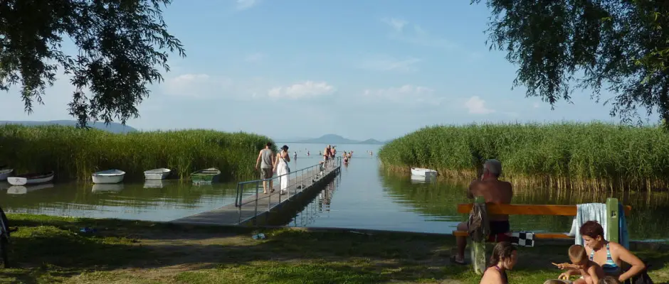 Kzsgi szabadstrand 50 m-re a szllodtl - a Zsanett Hotel ajnlsval