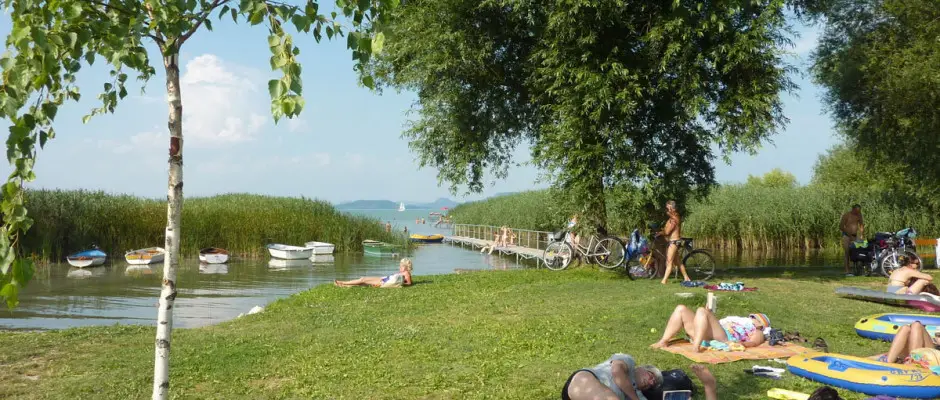 Kzsgi szabadstrand 50 m-re a szllodtl - a Zsanett Hotel ajnlsval